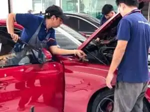 เปลี่ยนกระจกรถยนต์ Mercedes-Benz