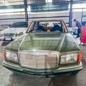 เปลี่ยนกระจกรถยนต์ Mercedes-Benz