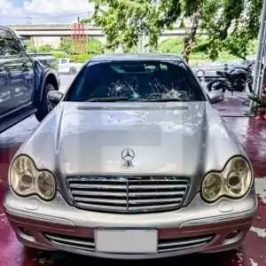 เปลี่ยนกระจกรถยนต์ Mercedes-Benz